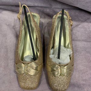 Bella Hanna Wide Width, Low Heel, Slingback Shoes